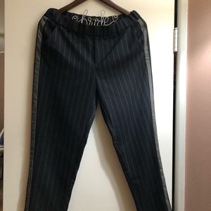 BRAND NEW! Zara Stylish Office Pants Size 28